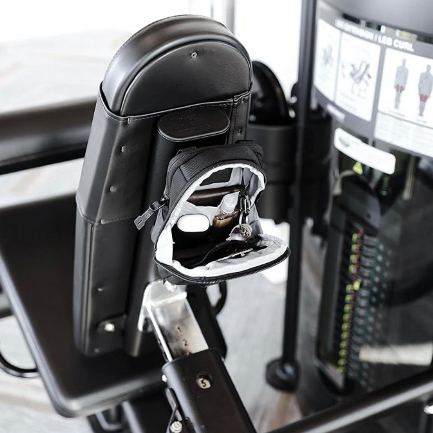 ThruxMagSelfie Bolso Magnético ideal para grabaciones en gym, aventuras al aire libre.